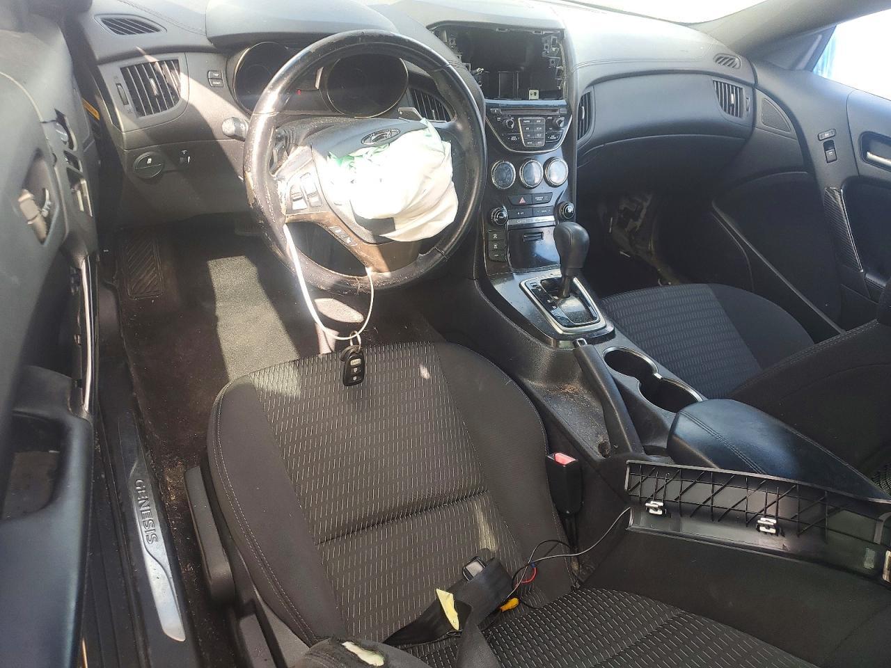 2013 HYUNDAI GENESIS