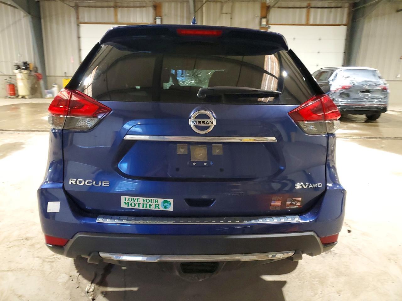 2018 NISSAN ROGUE