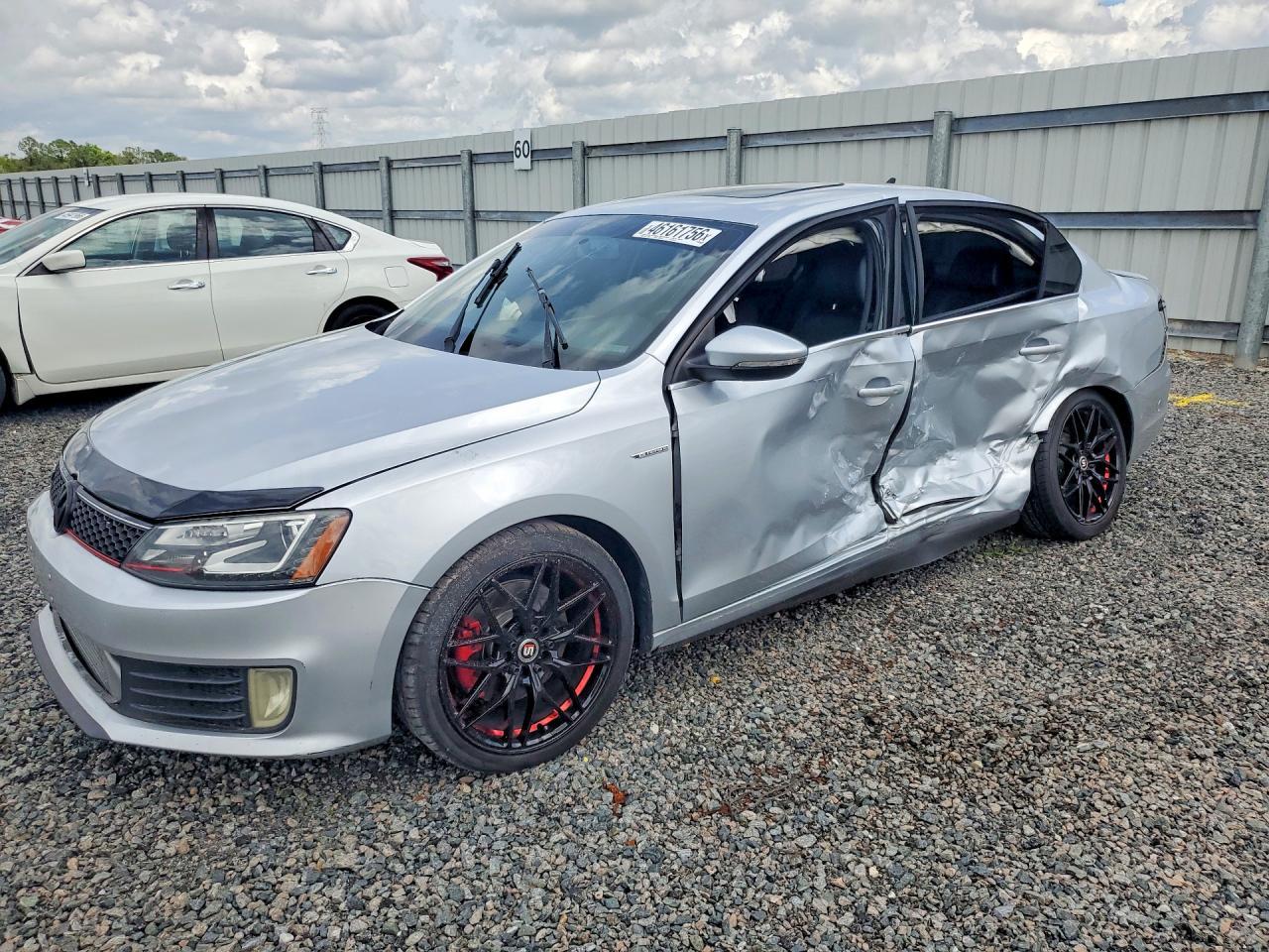 2014 VOLKSWAGEN JETTA