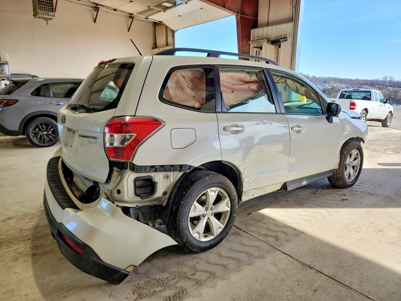 2015 SUBARU FORESTER