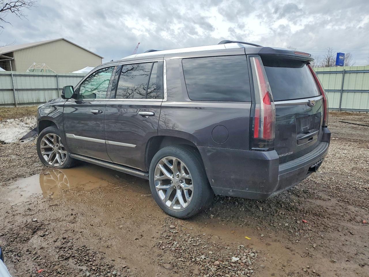 2016 CADILLAC ESCALADE