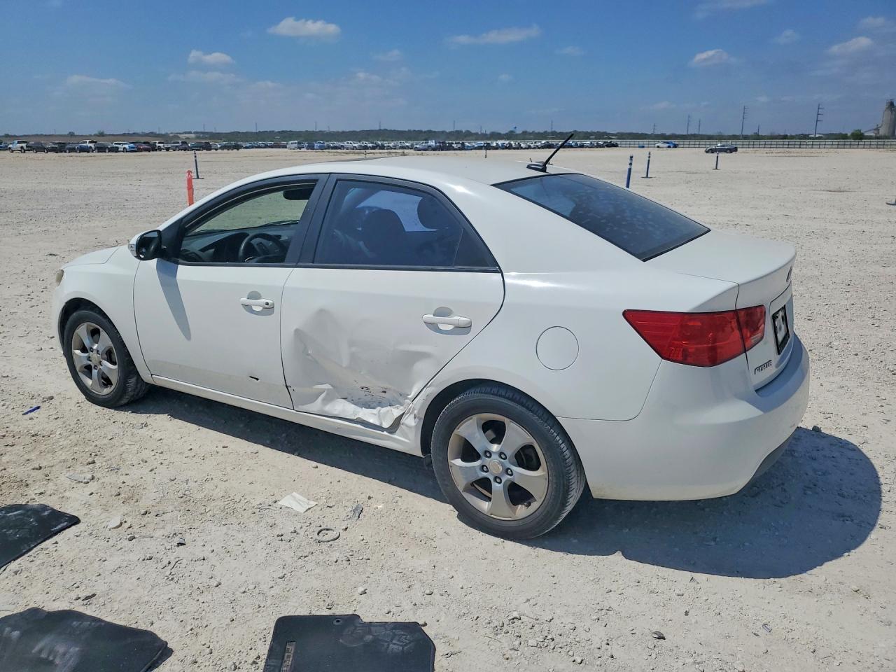 2010 KIA FORTE