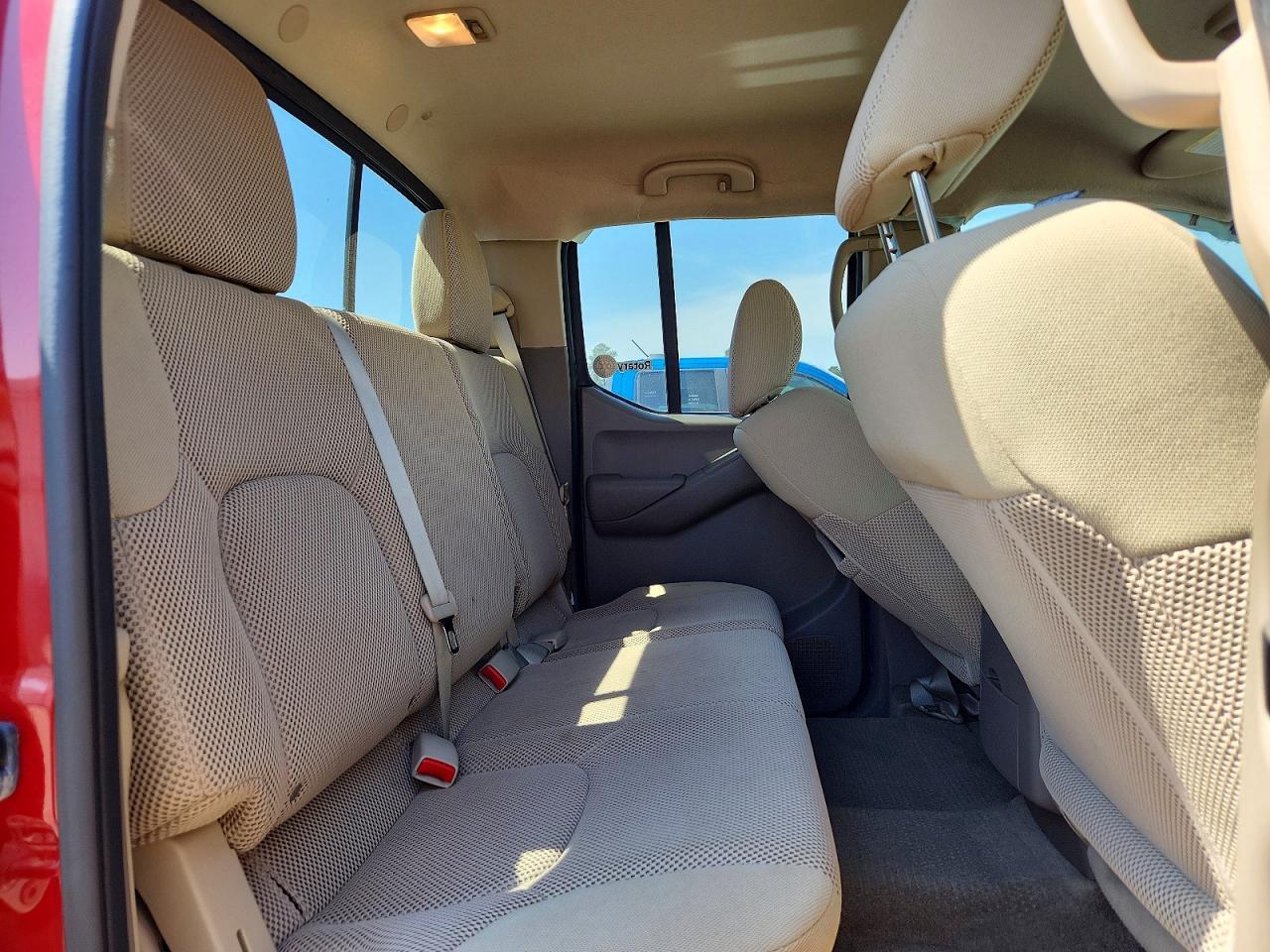 2017 NISSAN Frontier