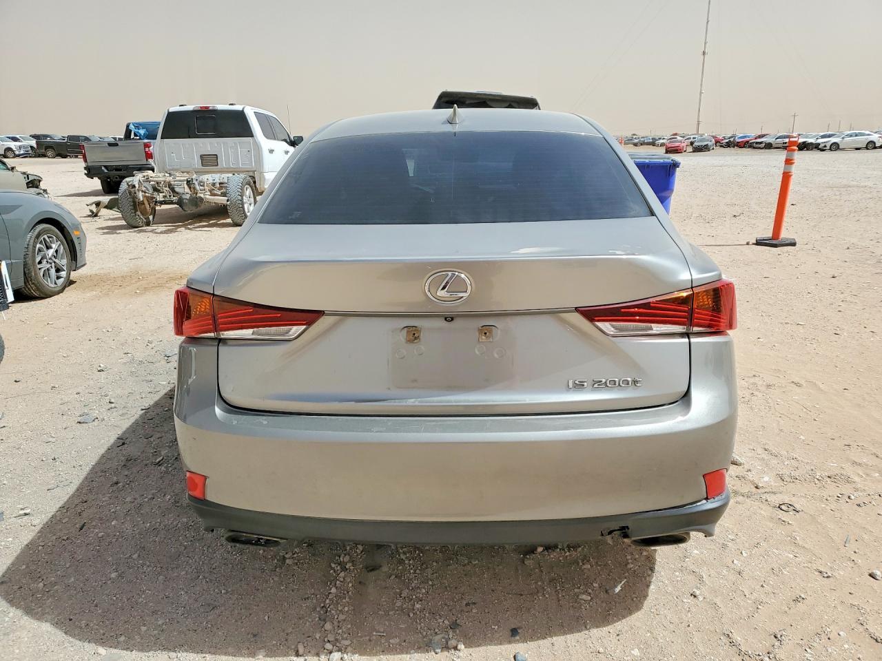 2017 LEXUS IS 200t