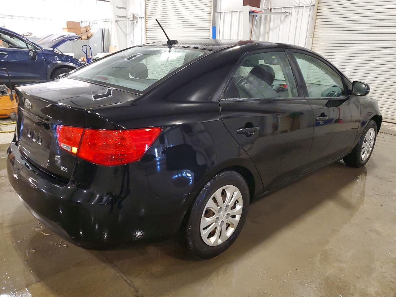 2013 KIA FORTE