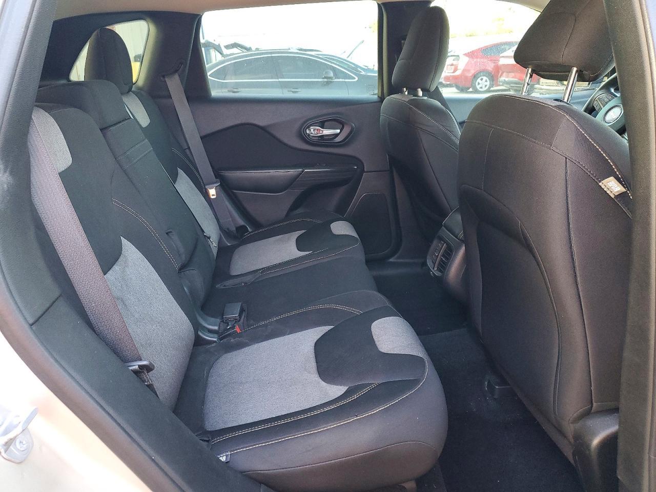 2015 JEEP CHEROKEE