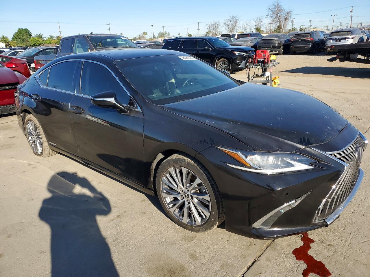 2021 LEXUS ES 300H