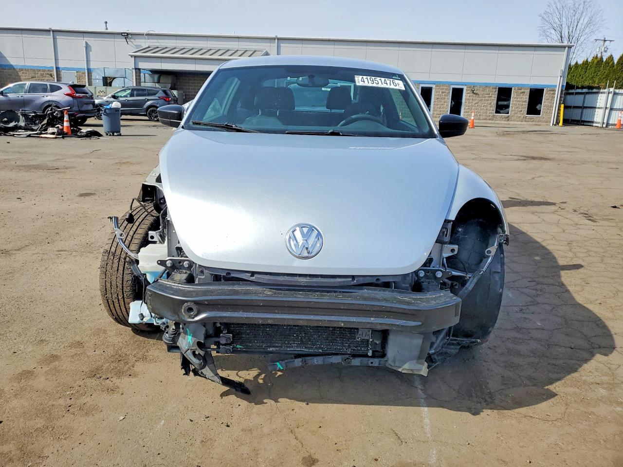 2013 VOLKSWAGEN Beetle