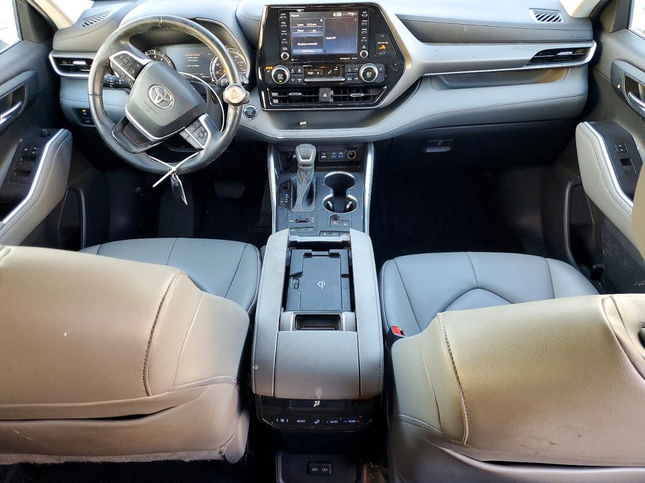 2022 TOYOTA HIGHLANDER