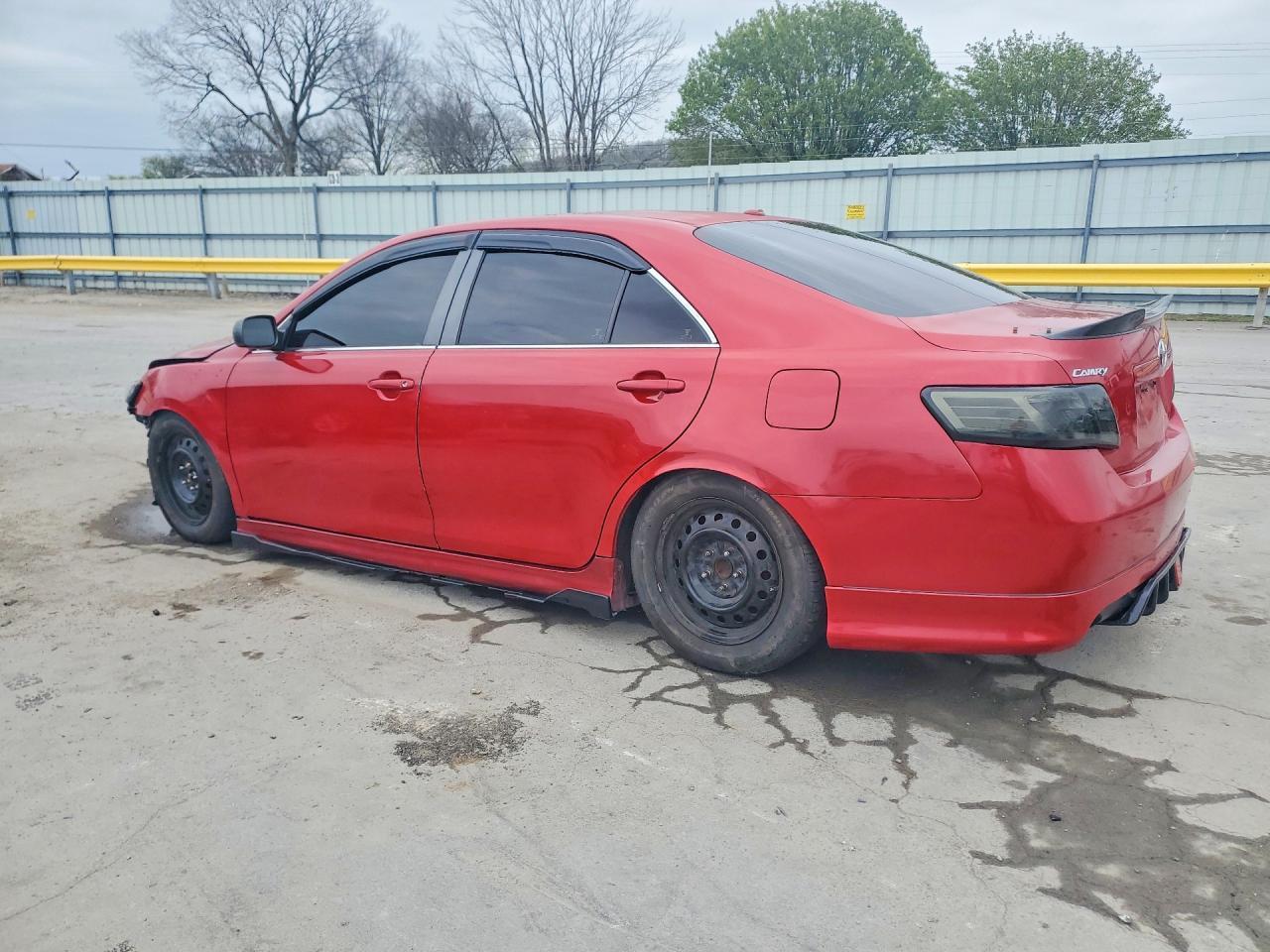 2011 TOYOTA CAMRY