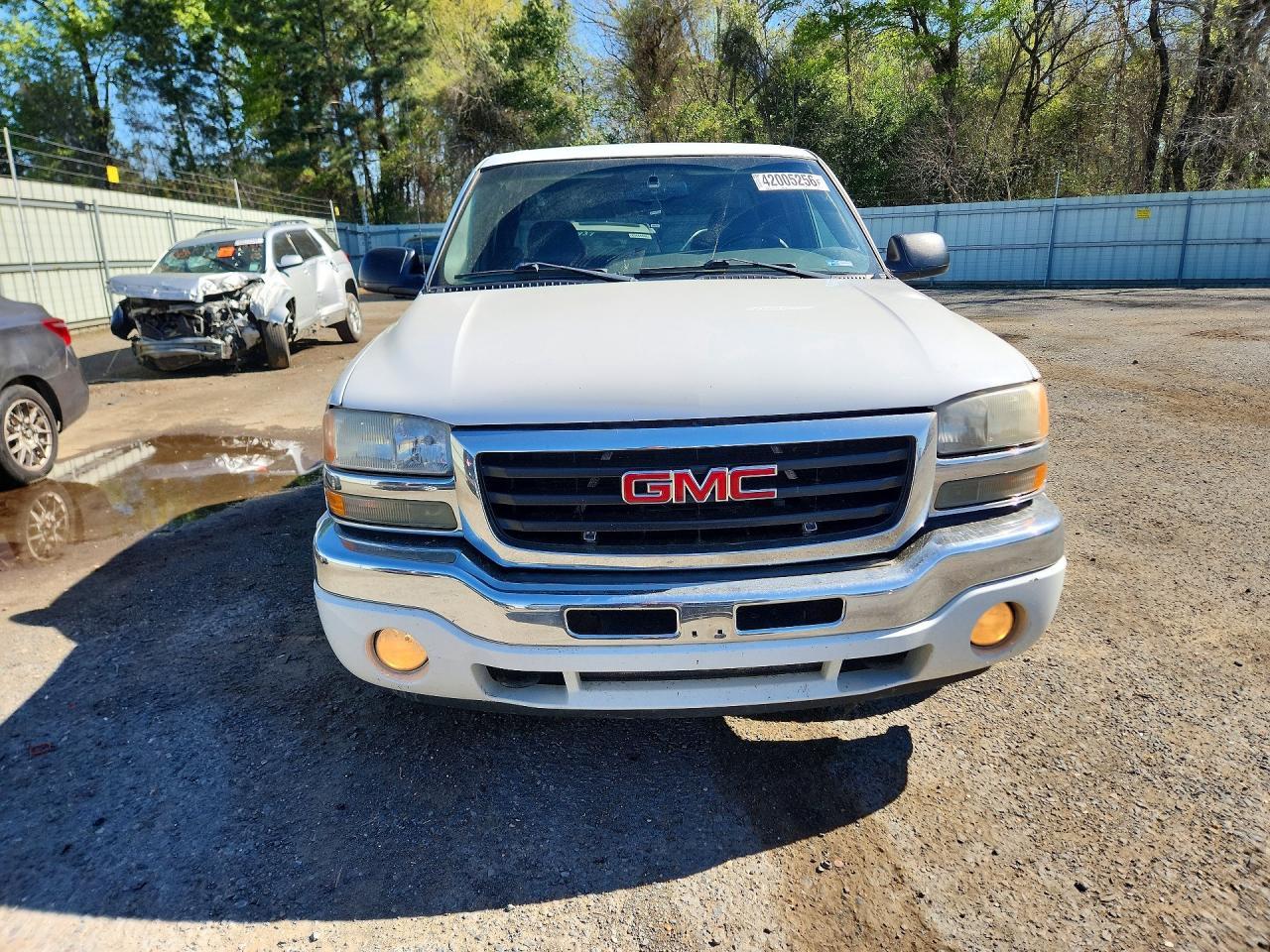 2005 GMC Sierra