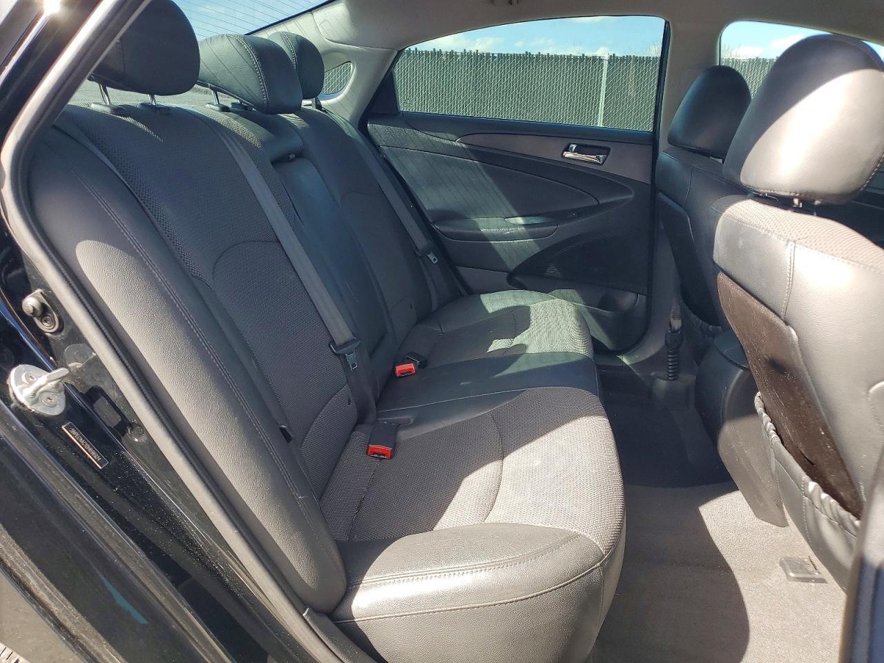 2013 HYUNDAI SONATA