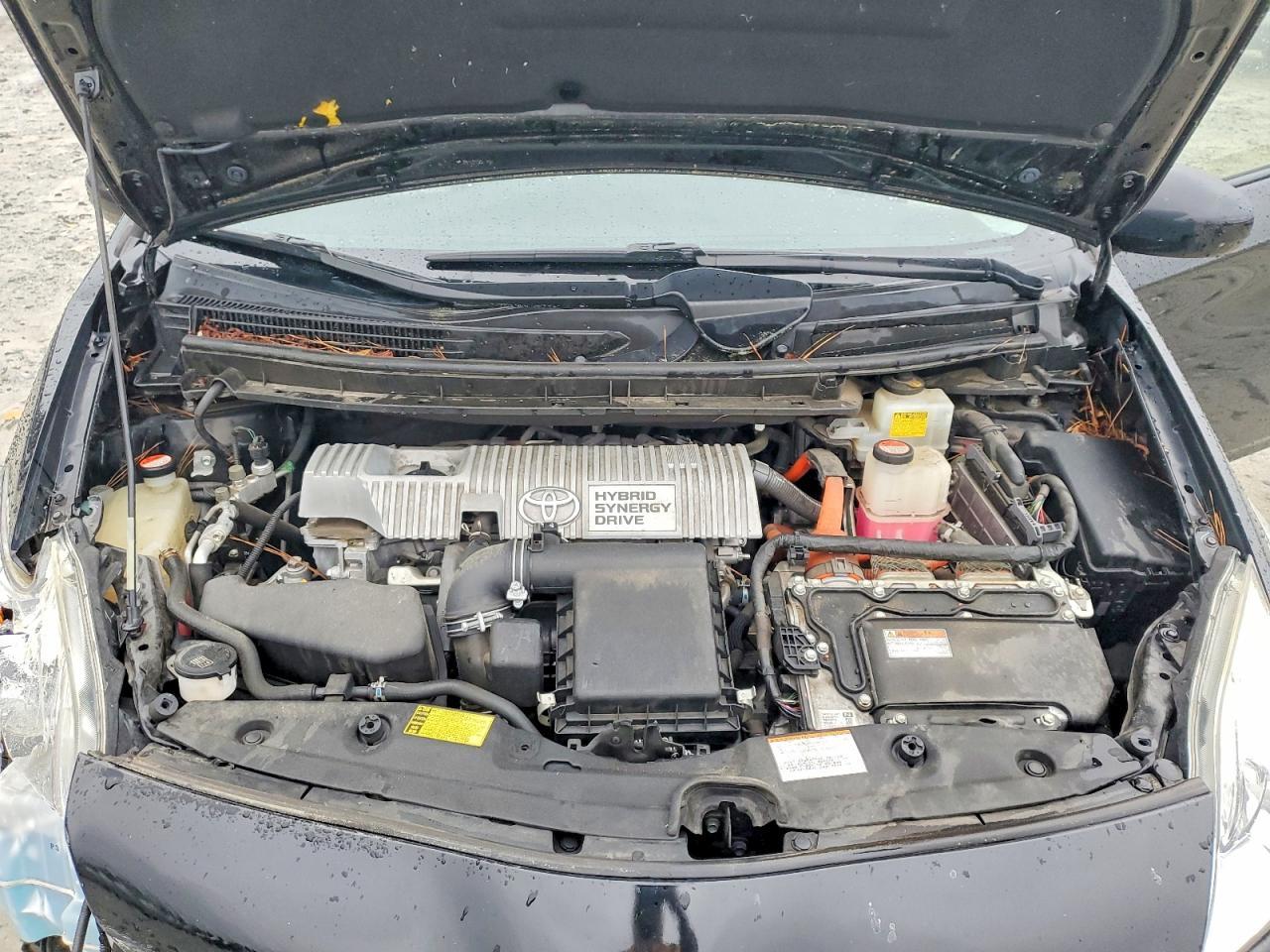 2015 TOYOTA PRIUS