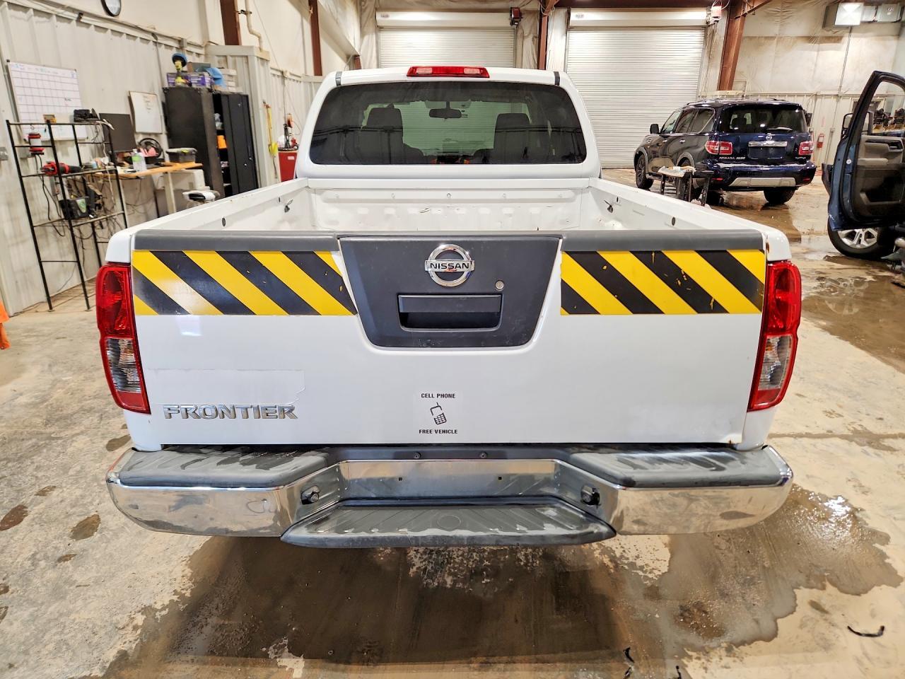 2012 NISSAN Frontier