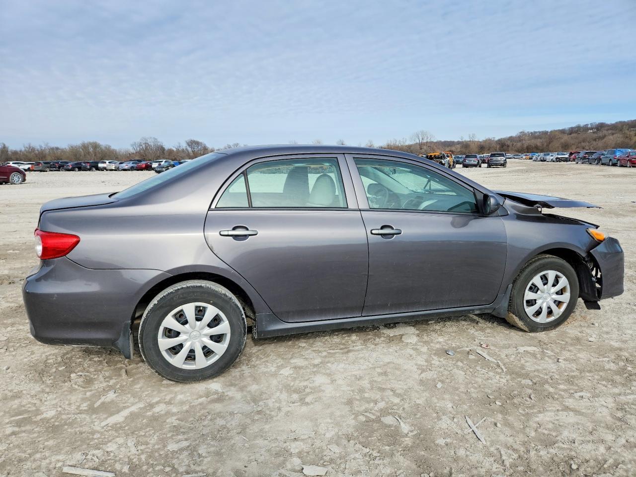2013 TOYOTA COROLLA