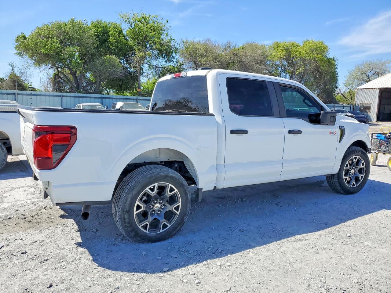 2024 FORD F-150 Lightning