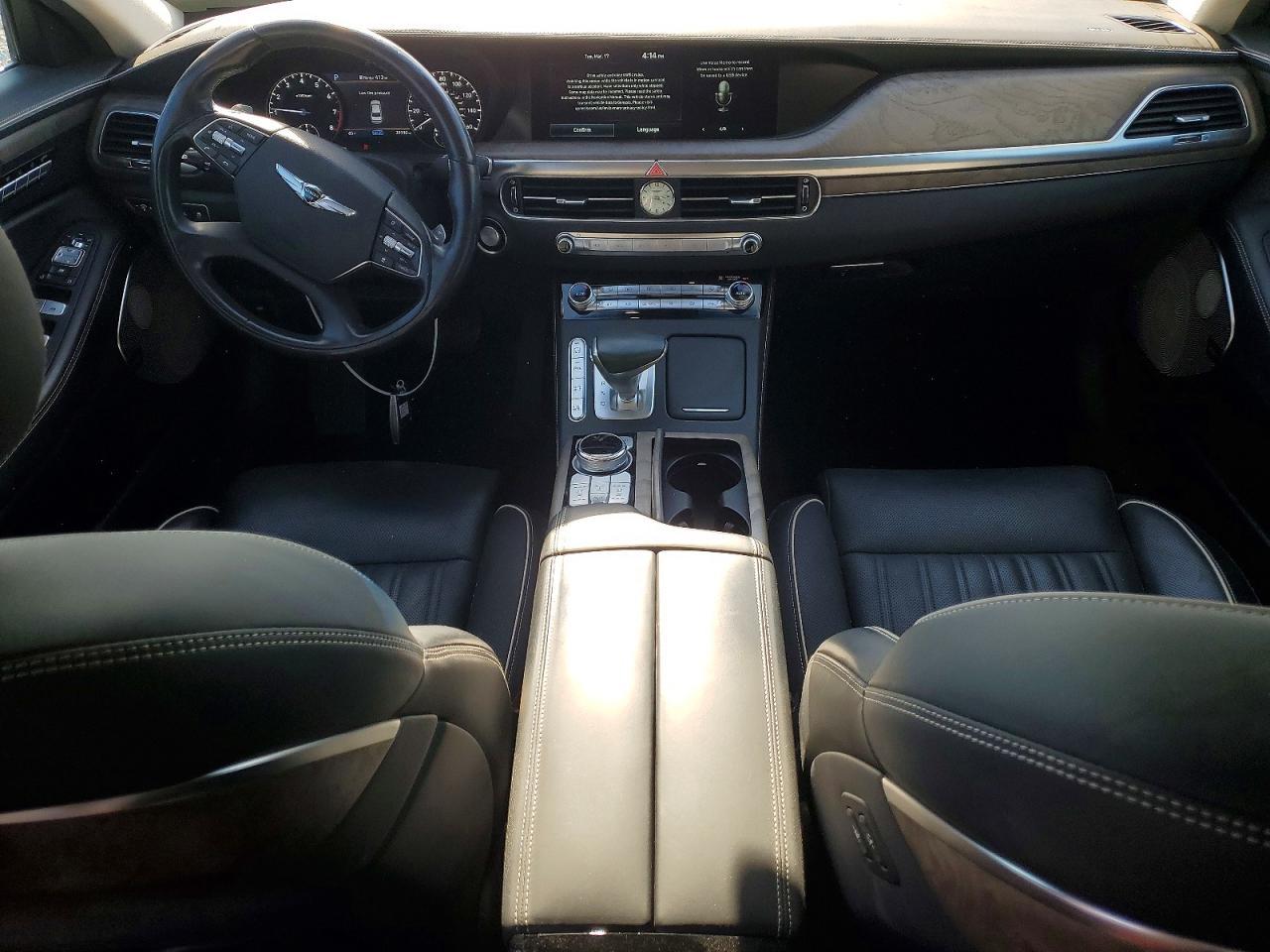 2021 GENESIS G90
