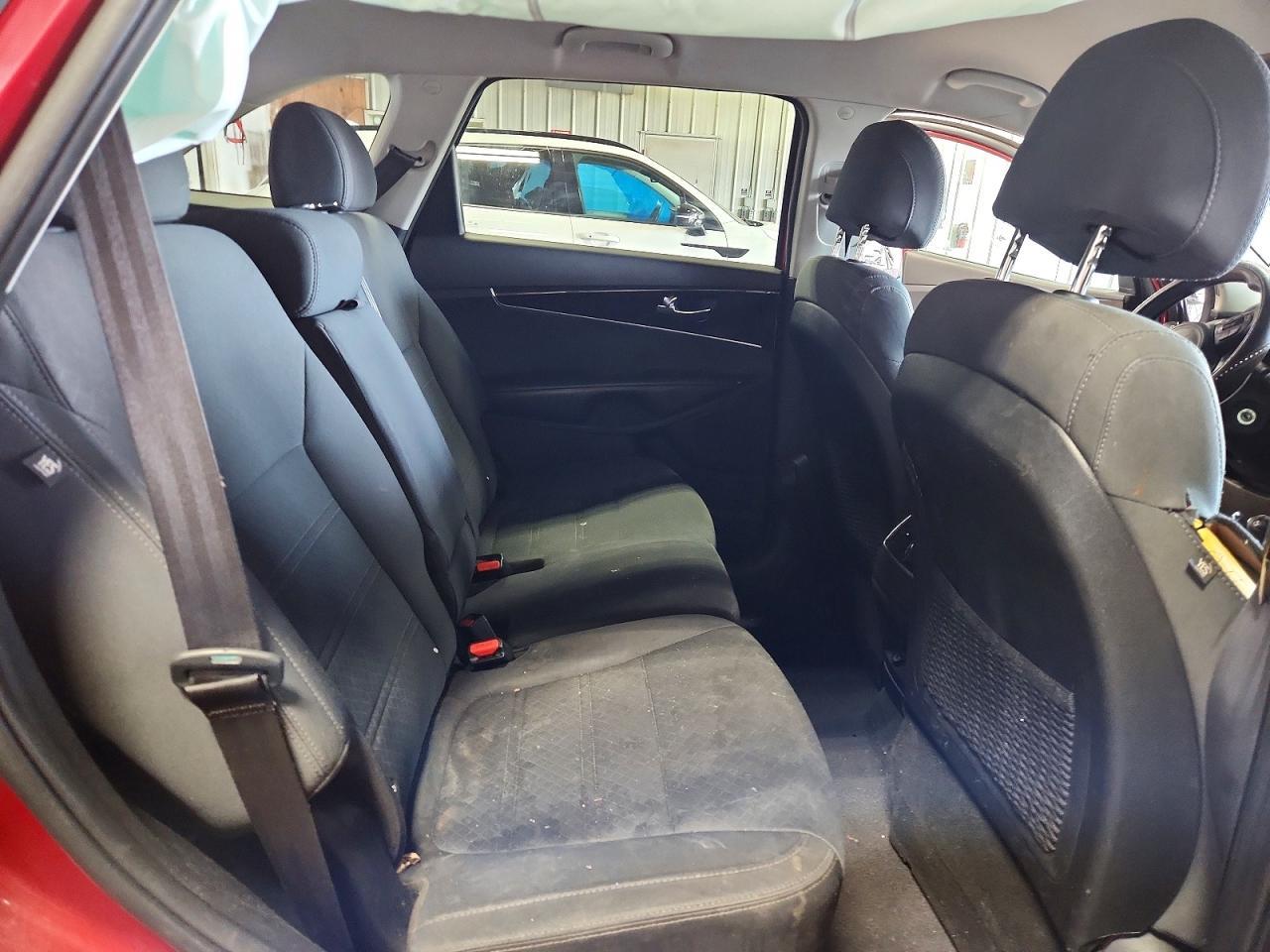 2017 KIA SORENTO