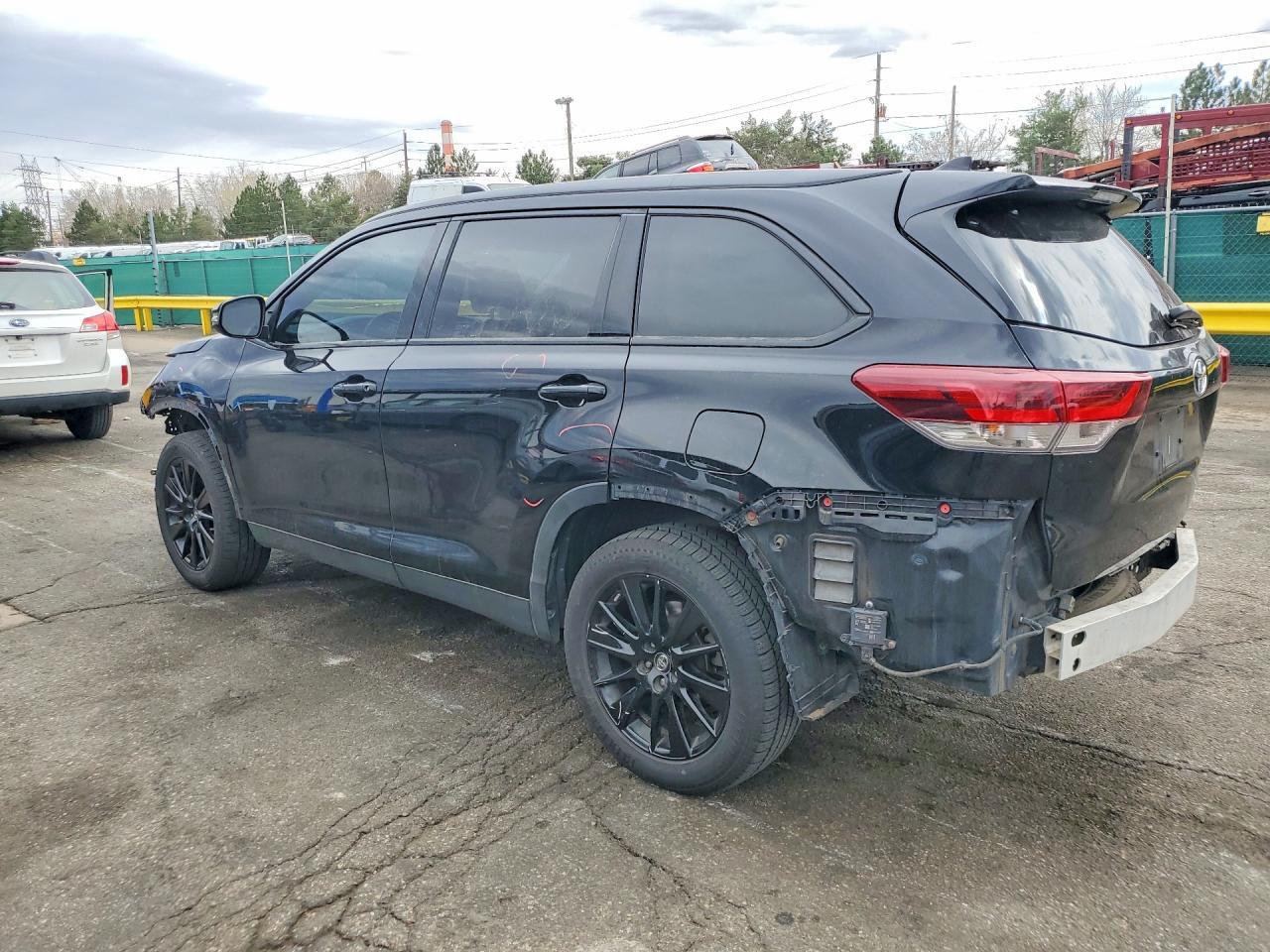 2019 TOYOTA HIGHLANDER