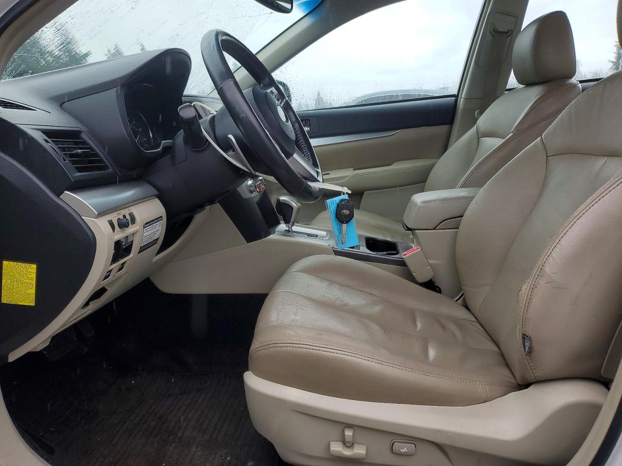 2010 SUBARU Legacy