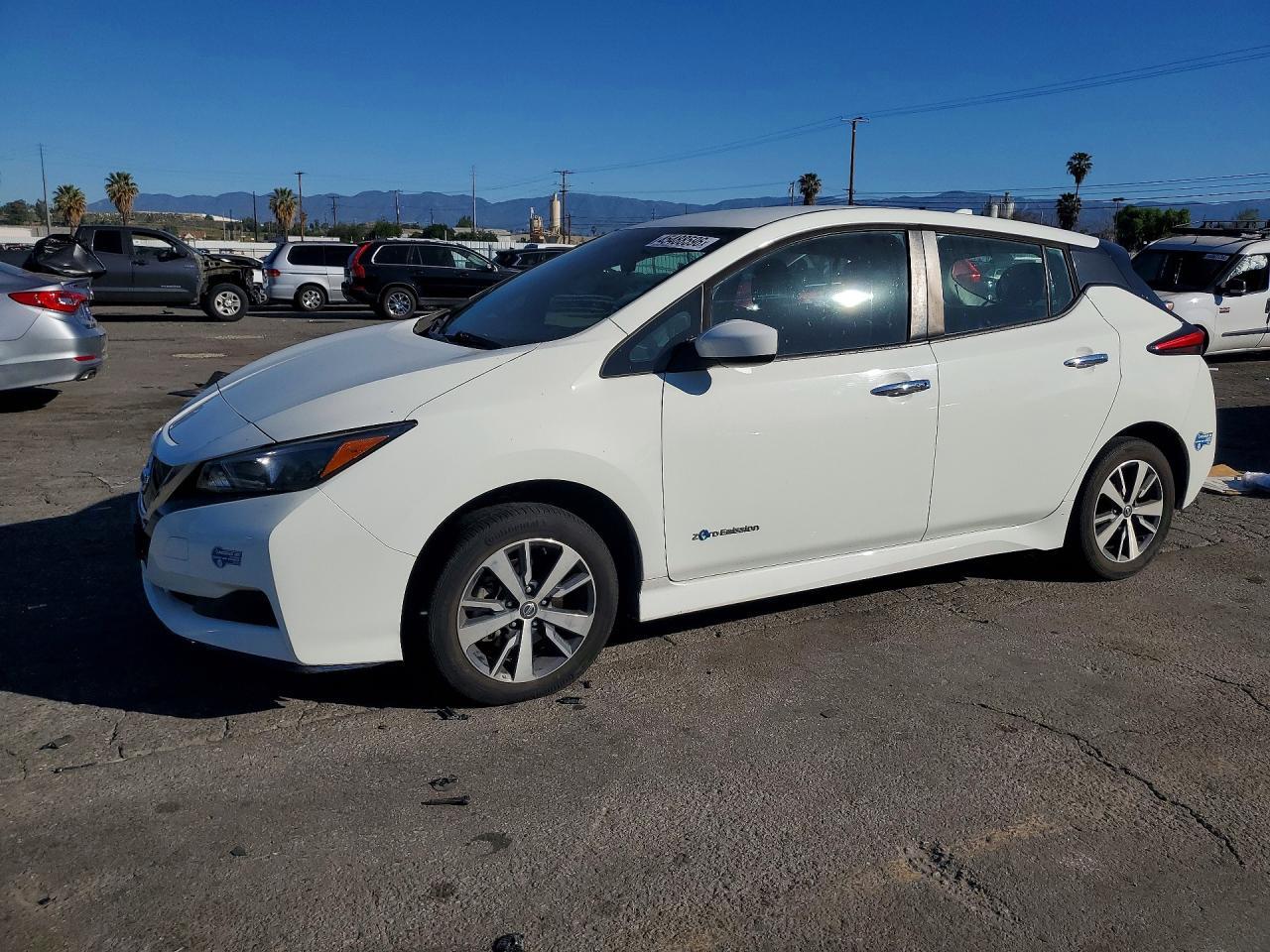 2019 NISSAN LEAF