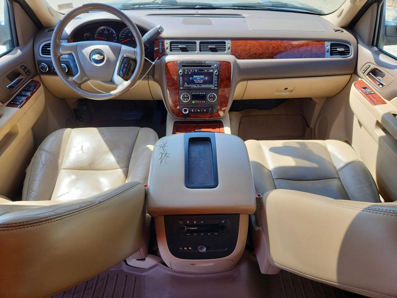 2011 CHEVROLET Tahoe