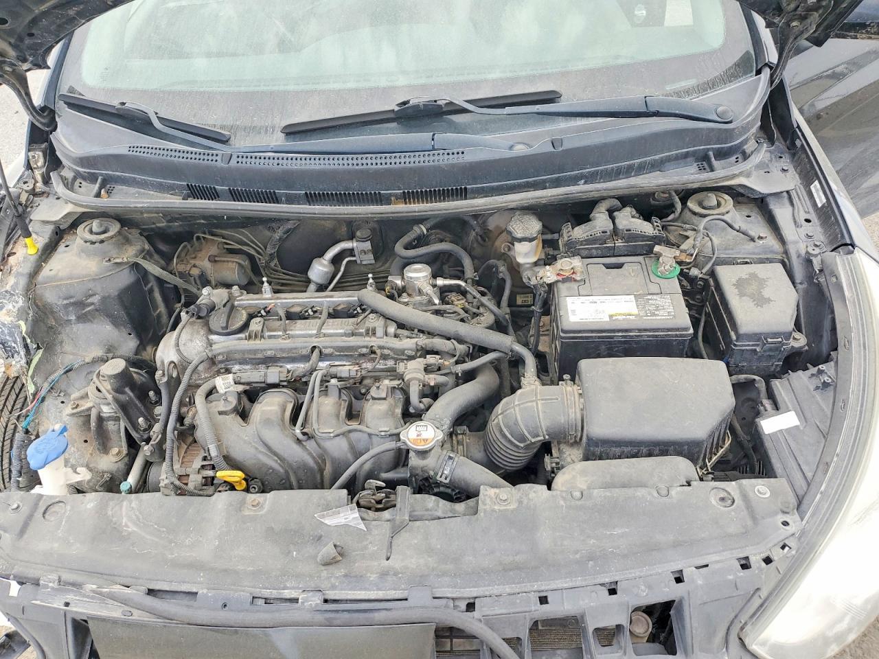 2012 HYUNDAI ACCENT