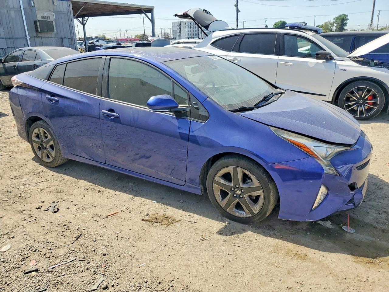 2016 TOYOTA PRIUS