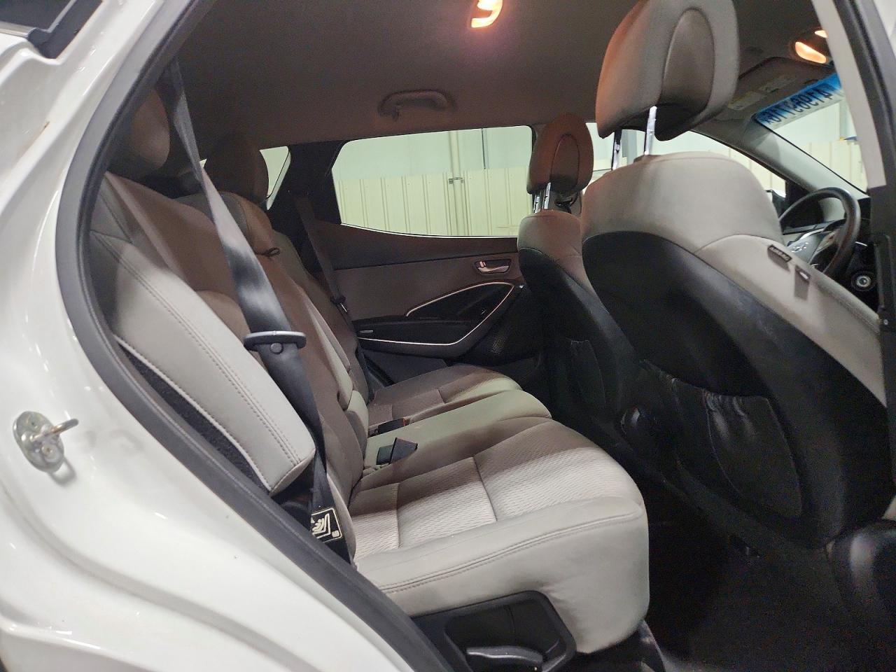 2016 HYUNDAI SANTA FE
