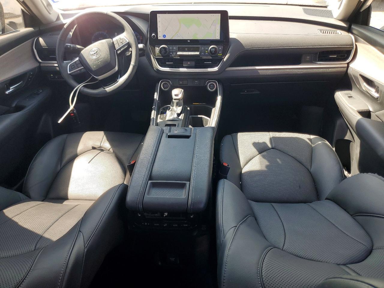 2025 TOYOTA HIGHLANDER