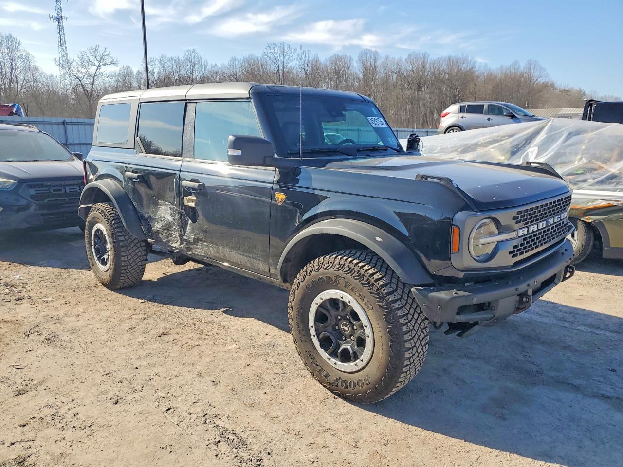 2024 FORD Bronco