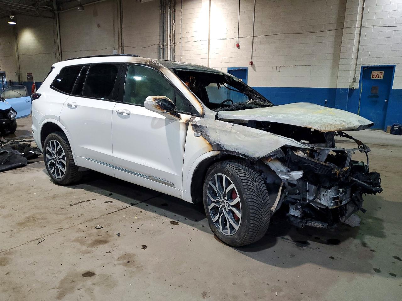 2023 CADILLAC XT6