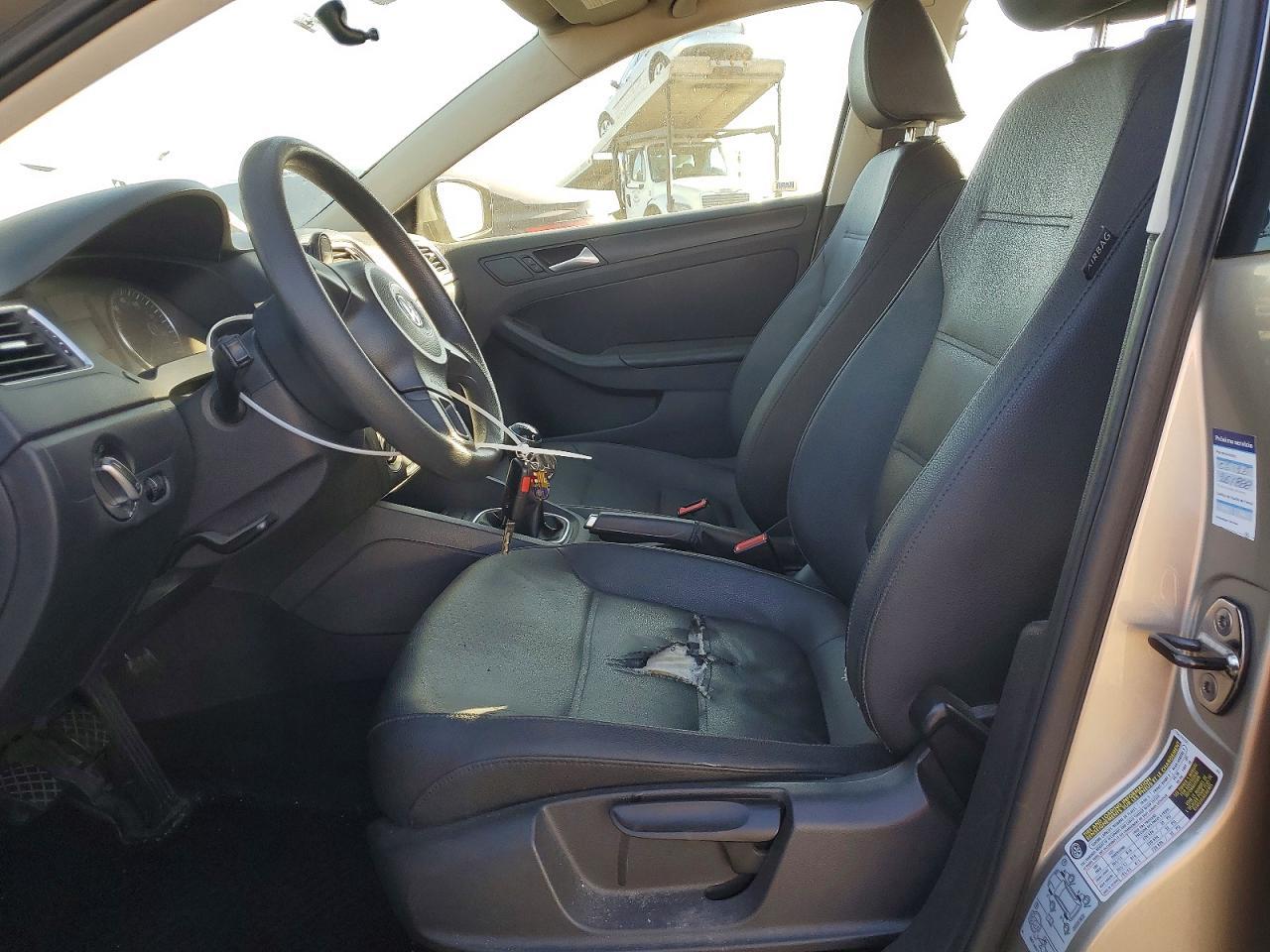 2012 VOLKSWAGEN JETTA