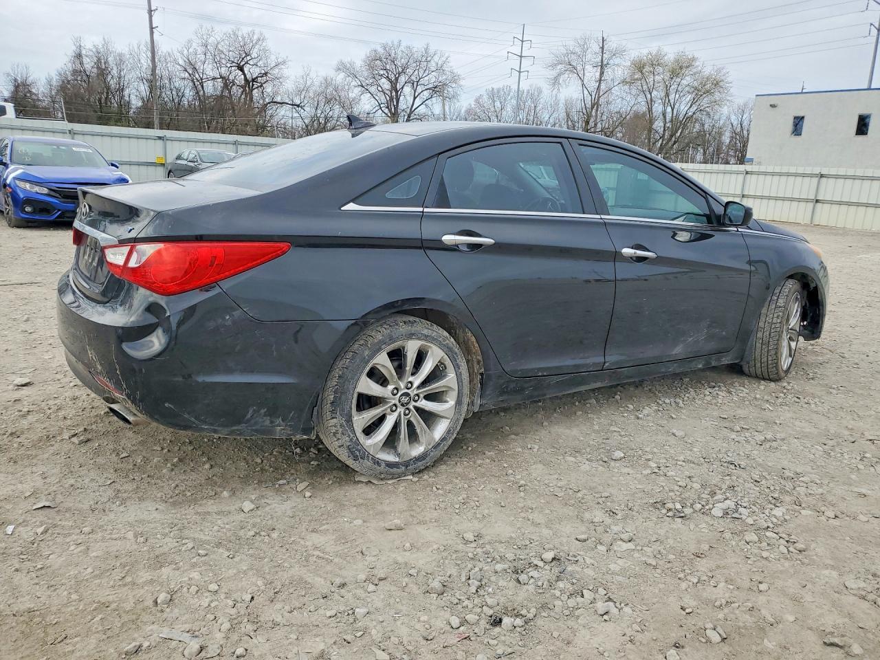 2011 HYUNDAI SONATA