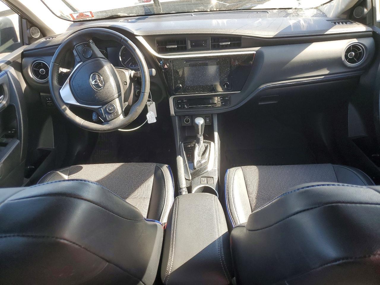 2018 TOYOTA COROLLA