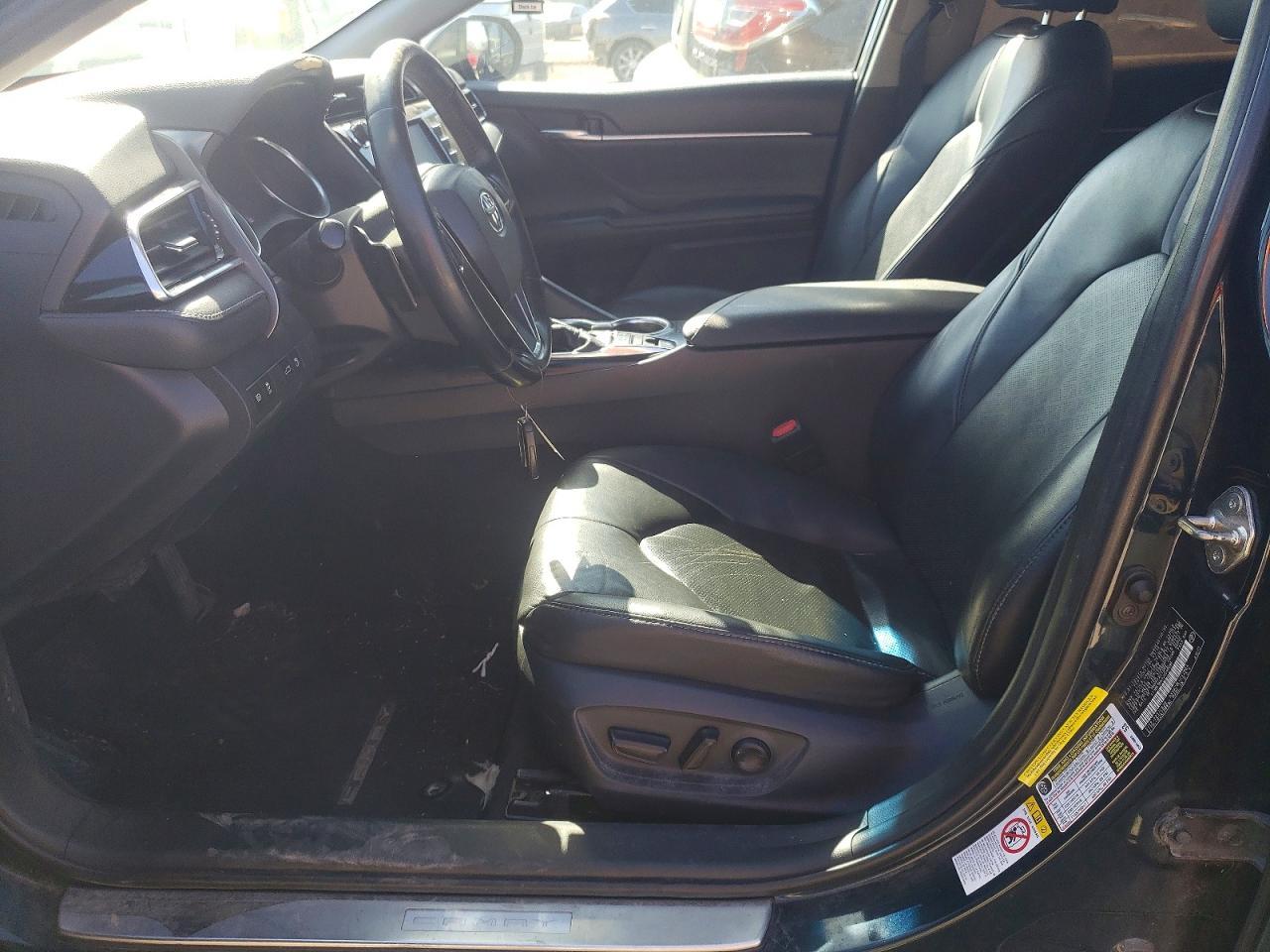 2018 TOYOTA CAMRY