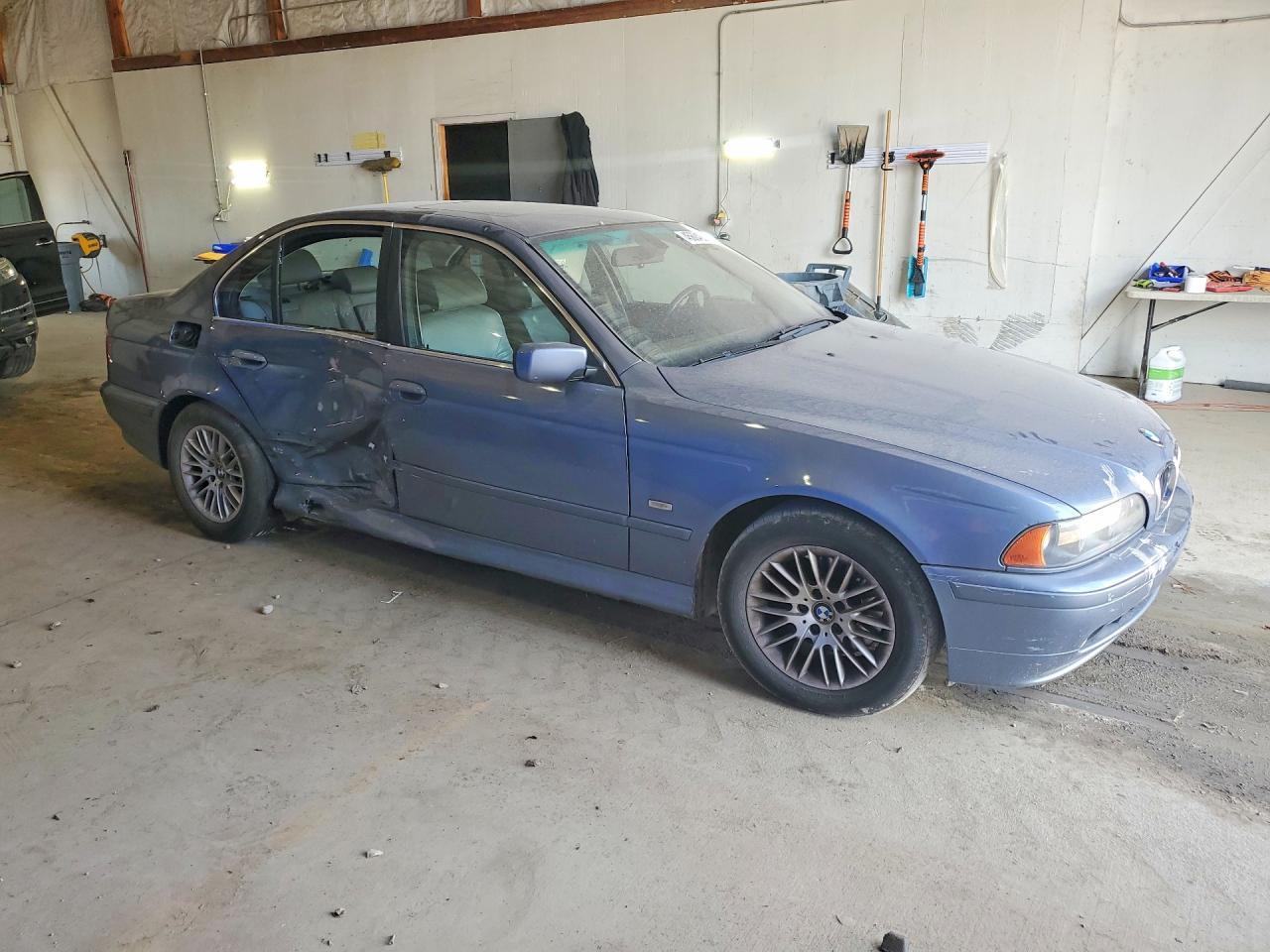 2001 BMW 5 series