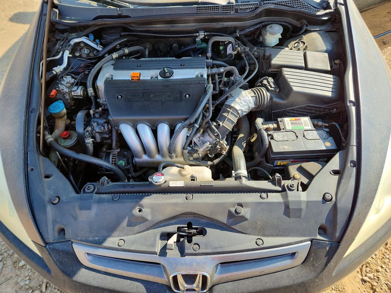 2004 HONDA ACCORD