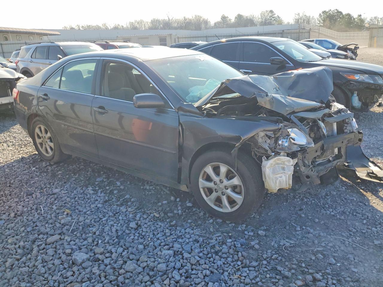 2011 TOYOTA CAMRY