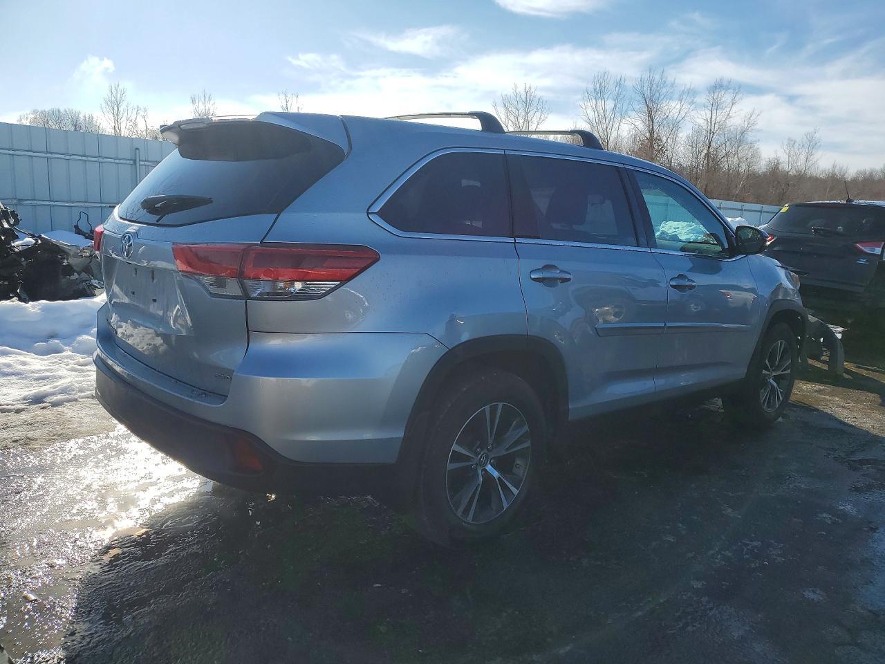 2019 TOYOTA HIGHLANDER