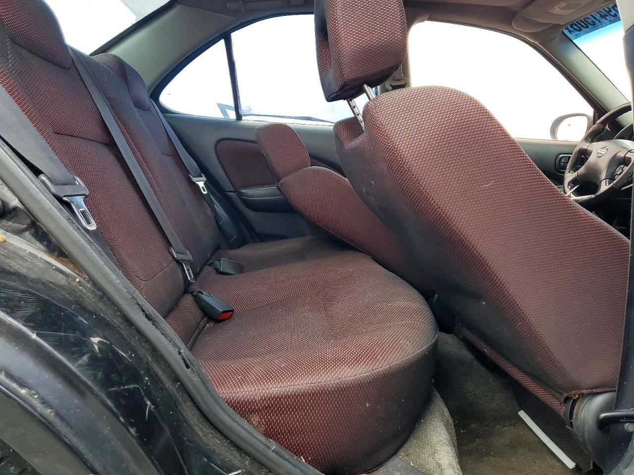 2002 NISSAN SENTRA