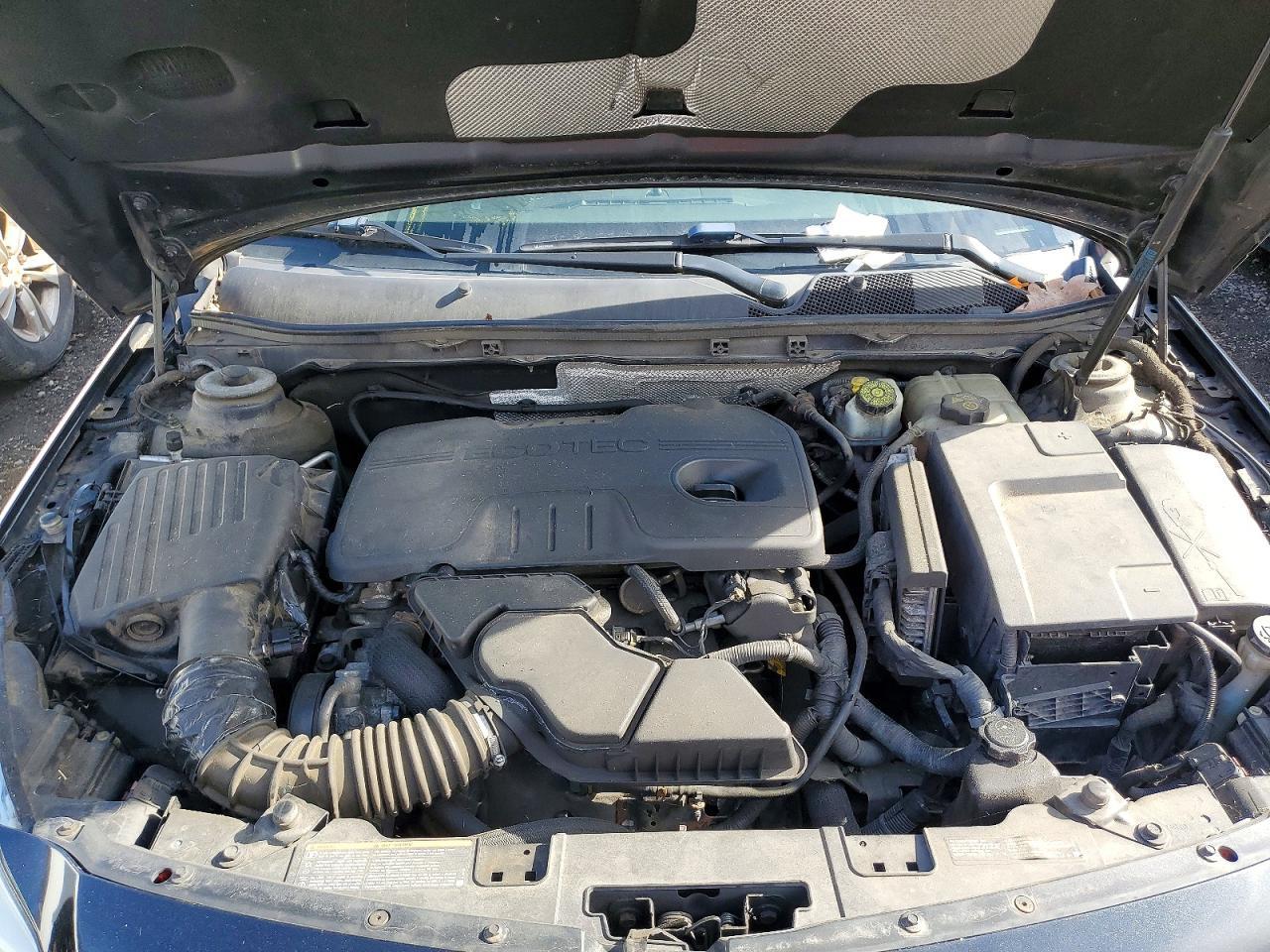 2011 BUICK Regal