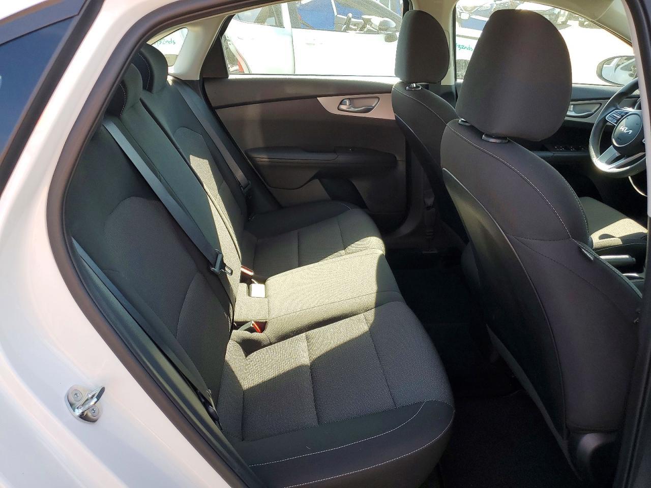 2023 KIA FORTE