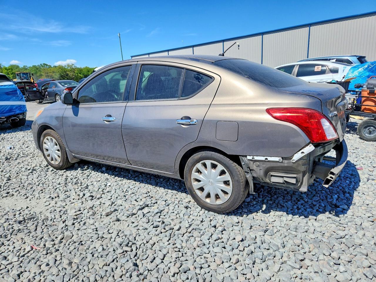 2012 NISSAN VERSA