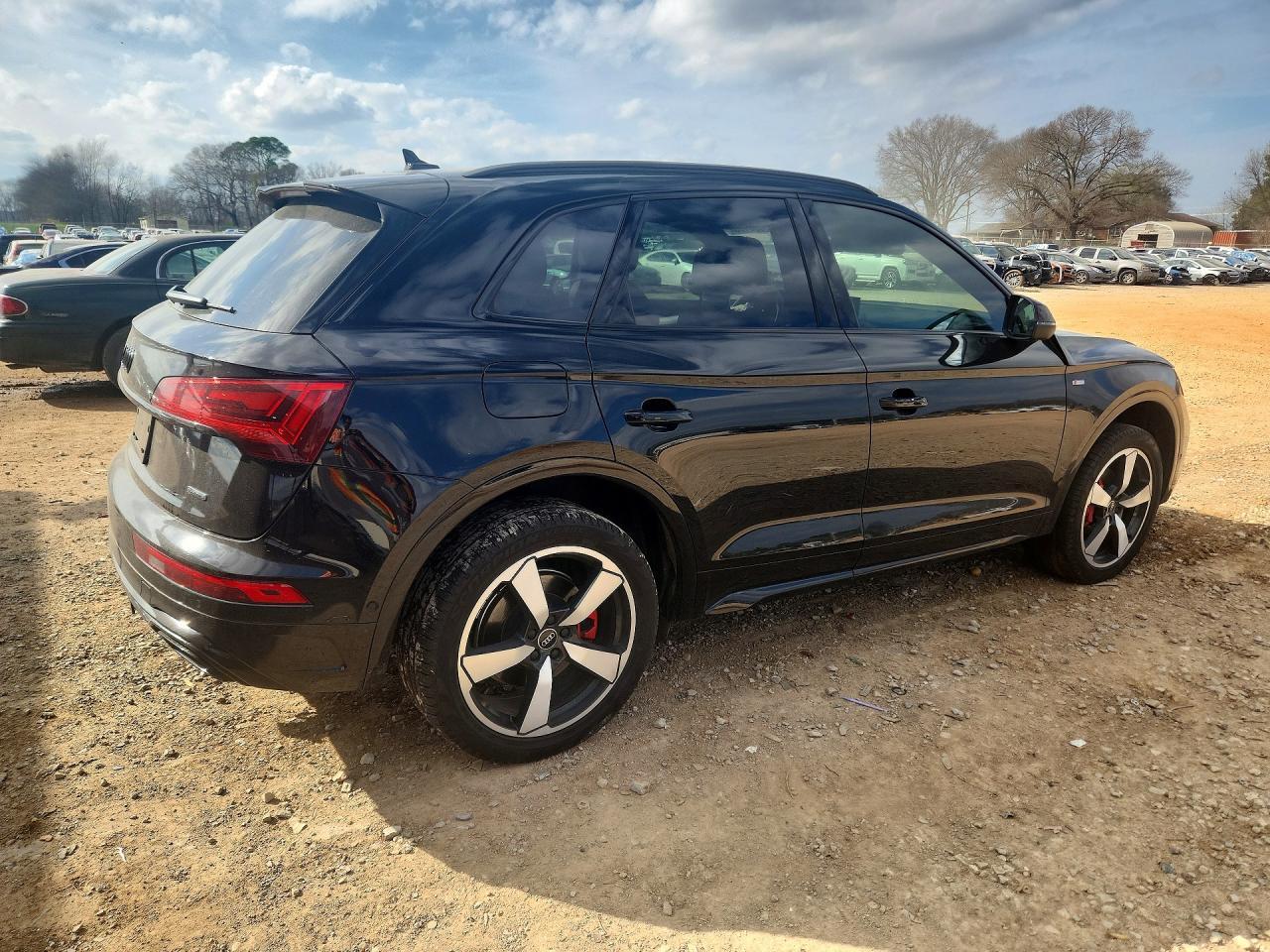 2024 AUDI Q5