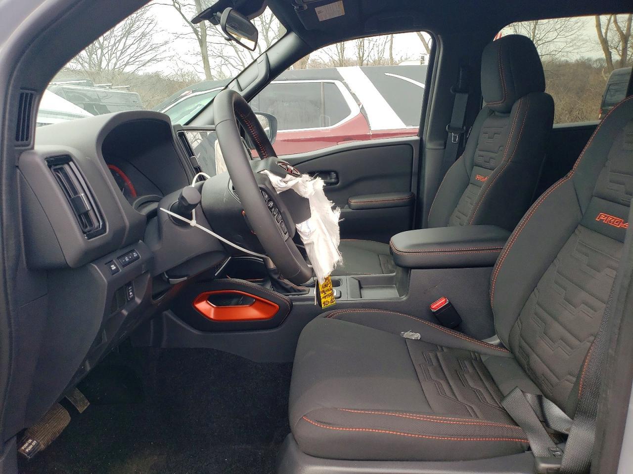 2026 NISSAN Frontier