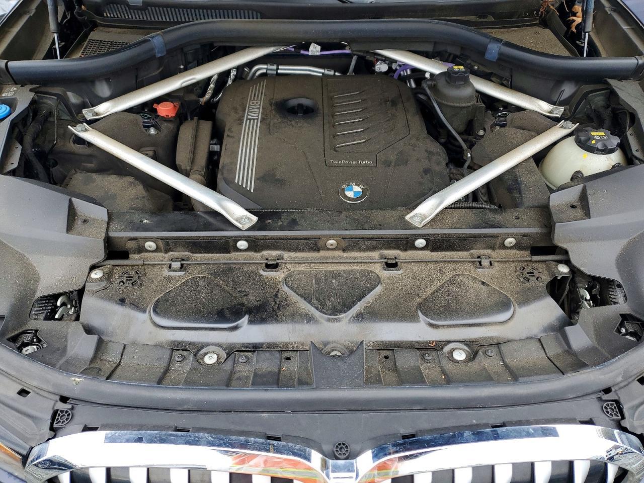 2022 BMW X7