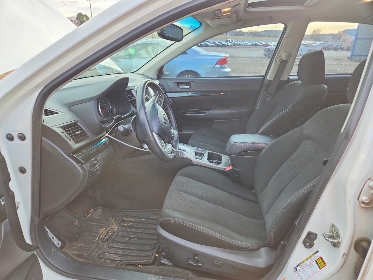 2014 SUBARU Legacy