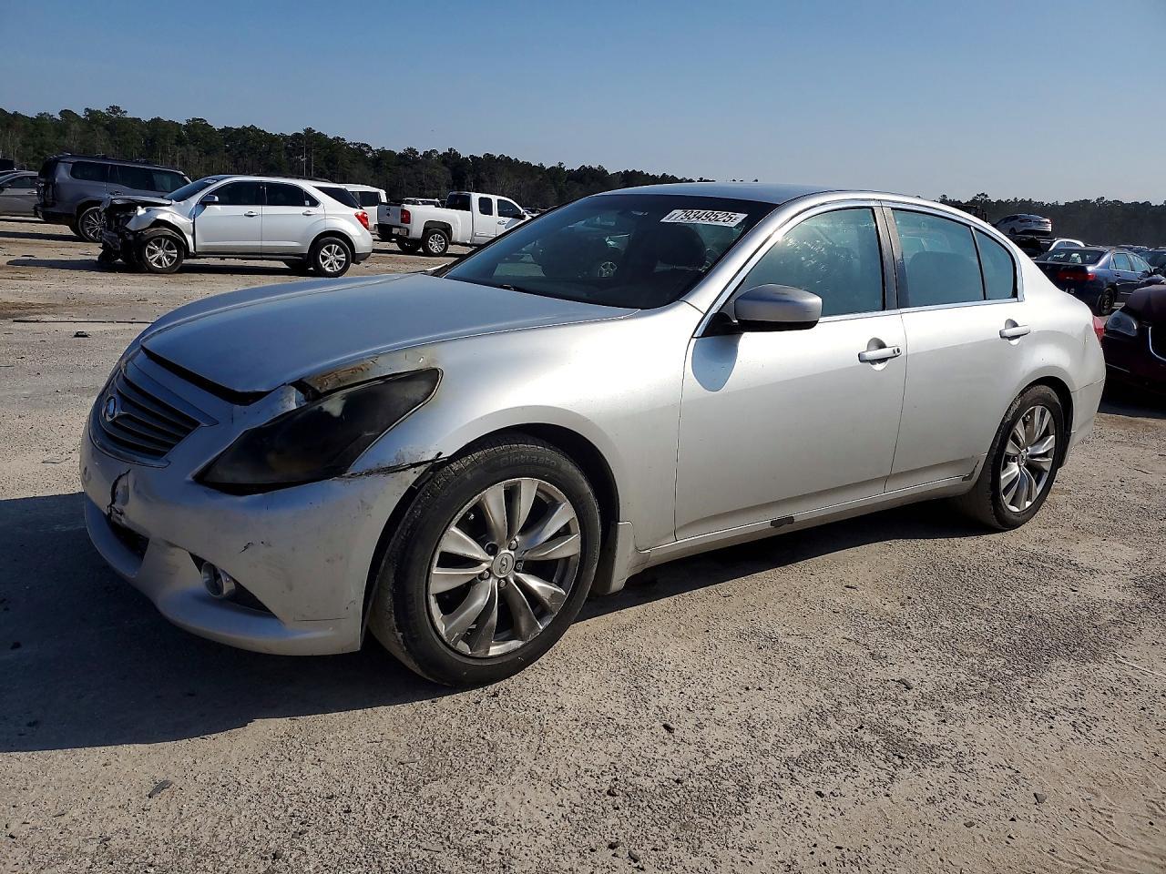 2011 INFINITI G25