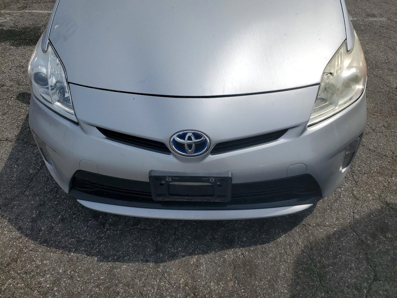 2015 TOYOTA PRIUS